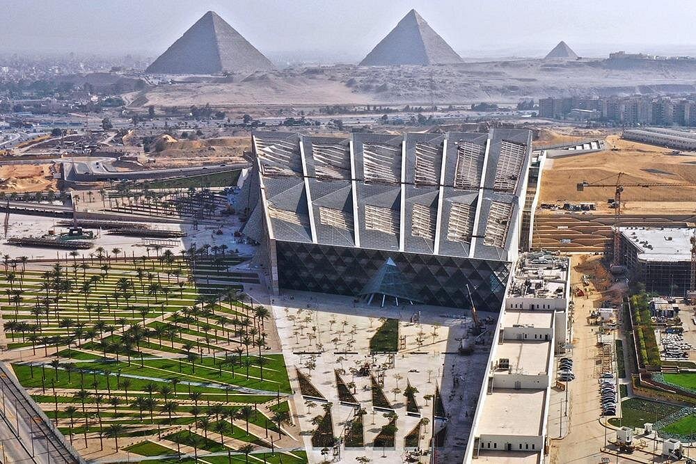 Giza Pyramids – Grand Egyptian Museum